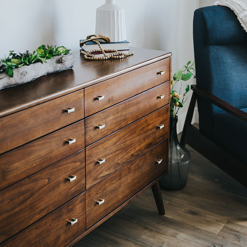 Aménagement salon buffet en bois
